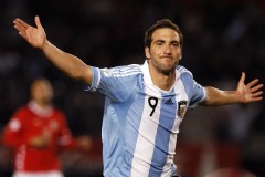 萨索洛绝杀建功 意甲征程再取关键三分